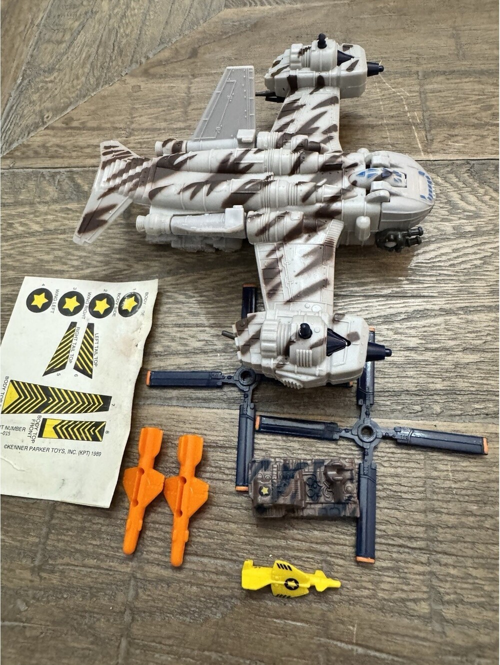 Vintage 1989 Mega Force VROCS Thunderwolf Heavy Lift Helicopter Kenner Sealed